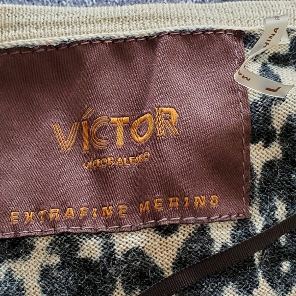 Victor Leopard Print Fine Merino Wool Open Cardigan - Picture 3 of 5